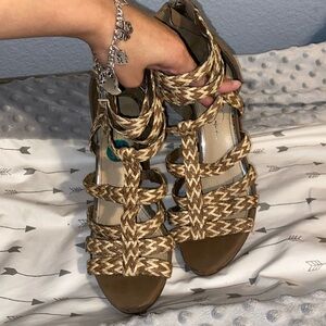 Size 7.5 Jessica Simpson heels